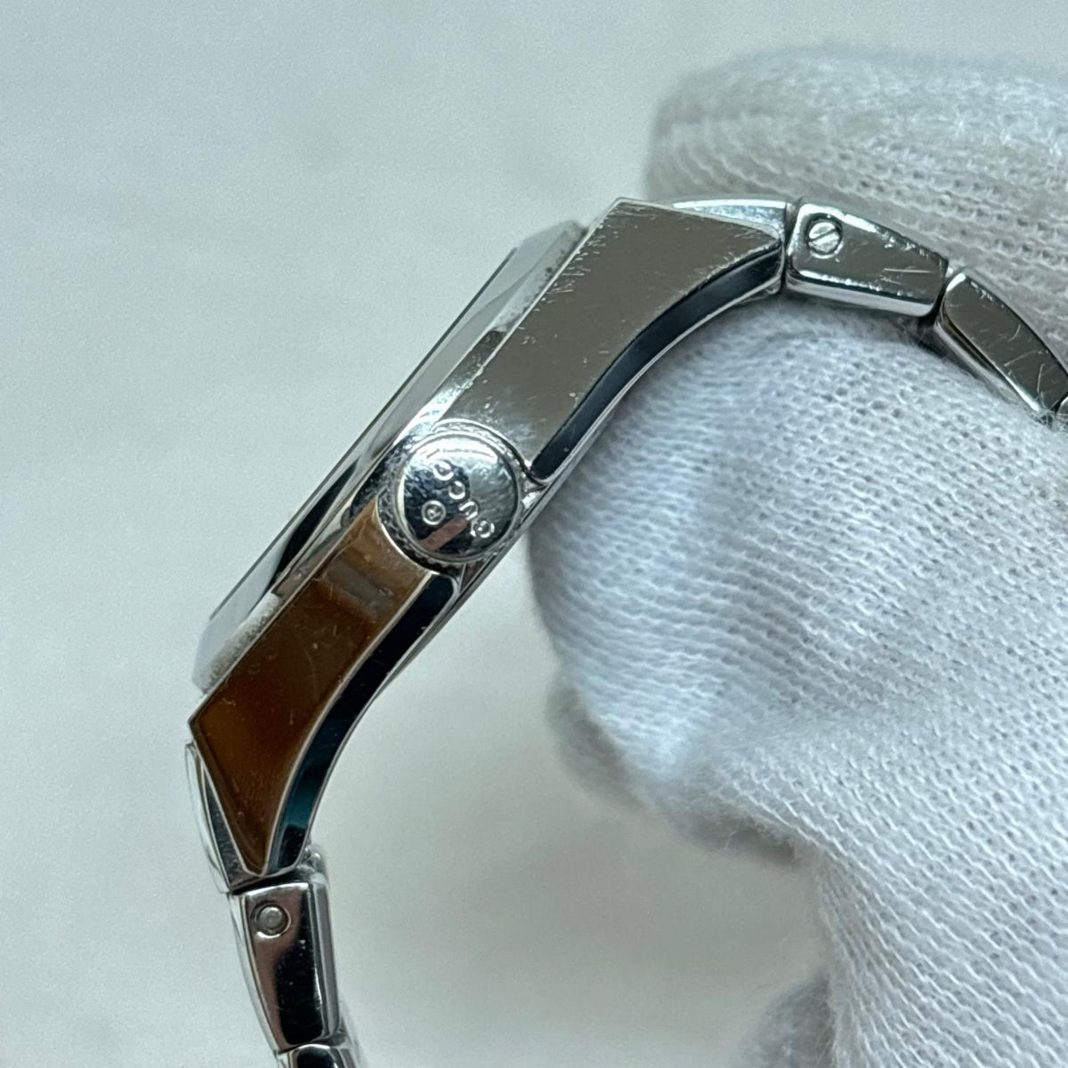 ｸﾞｯﾁ/ﾊﾟﾝﾃｵﾝ/115.5/電池交換済み レディースQZ 115.5 GUCCI 腕時計
