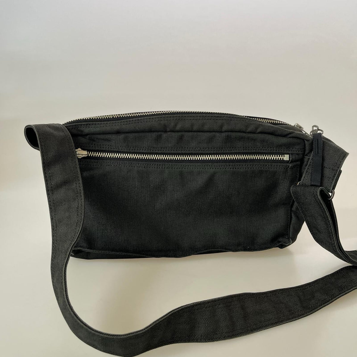 ショルダーバッグ 592-07627 SMOKY ﾌﾞﾗｯｸ グレー