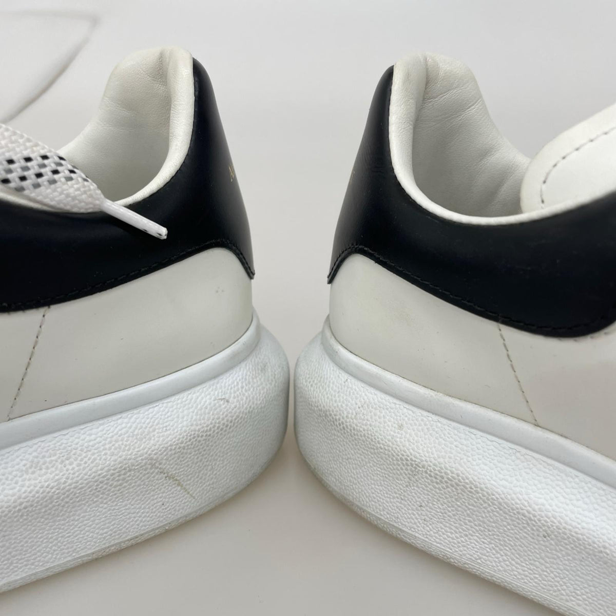 スニーカー Oversized Sneakers　553680 （42 1/2 E） ホワイト ホワイト