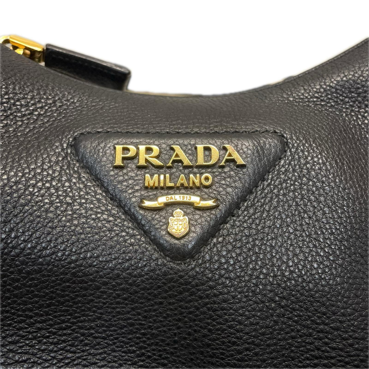 PRADA ヴィッテロダイノレザー　ショルダーバッグ