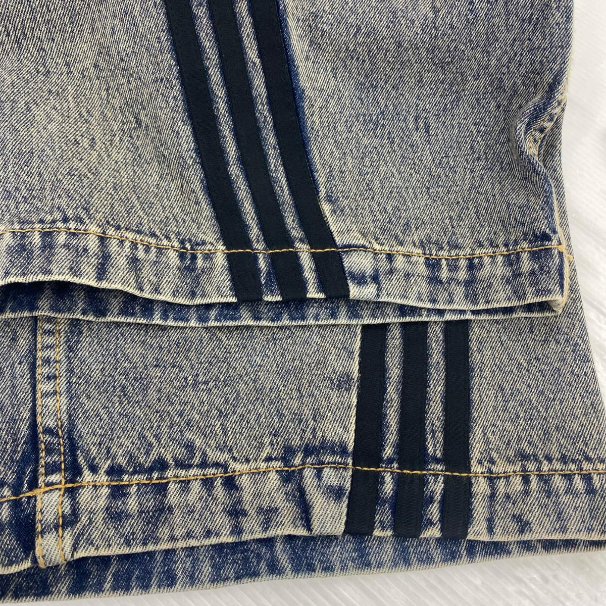 デニムパンツ adidas M DENIM JEANS ﾃﾞﾆﾑﾊﾟﾝﾂ 31 ネイビー