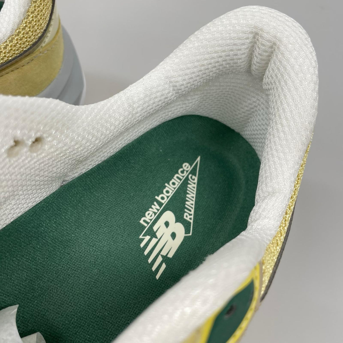 スニーカー NEW BALANCE USA製 990V6 U990TE6 PALE YELLOW 26.5cm (US8 1/2 UK8 EU43) イエロー