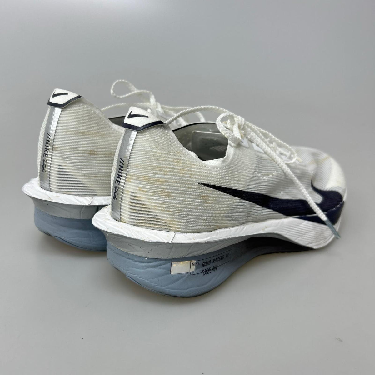 シューズ VaporFly 4 27.0cm 27cm (US9 UK8 1/2 EU44) ホワイト