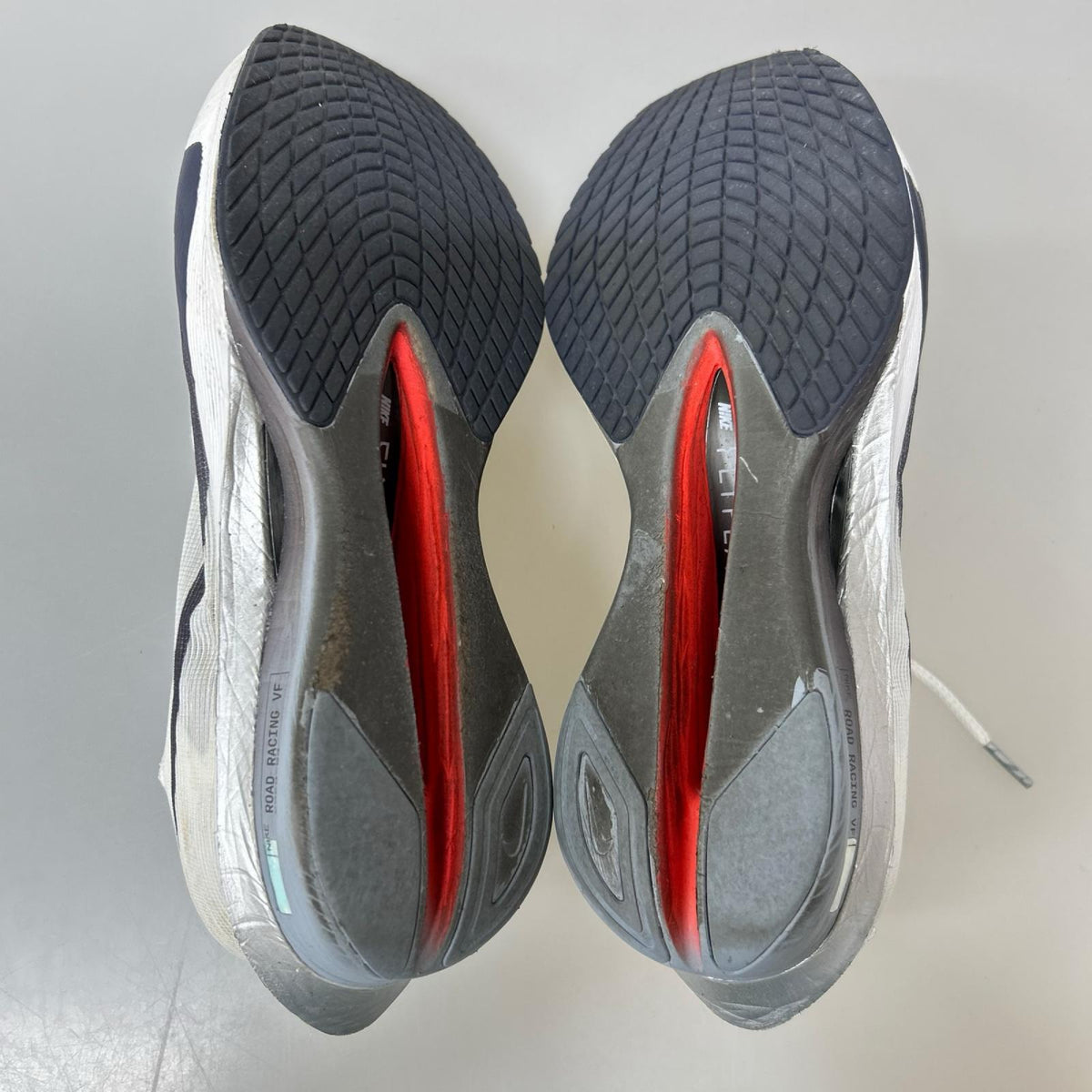シューズ VaporFly 4 27.0cm 27cm (US9 UK8 1/2 EU44) ホワイト