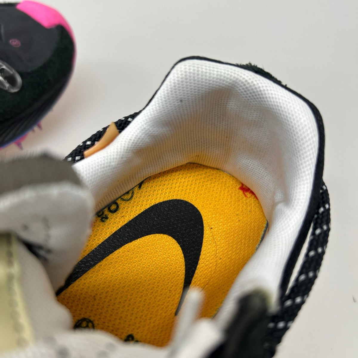 スニーカー OFF-WHITE 　ZOOM TERRA KIGER (22.5) ブラック