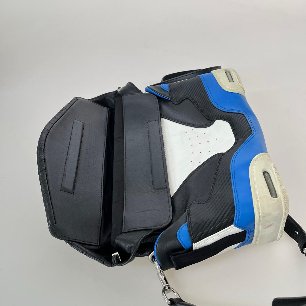 ショルダーバッグ ｽﾆｰｶｰ ﾊﾞｯｸﾞ