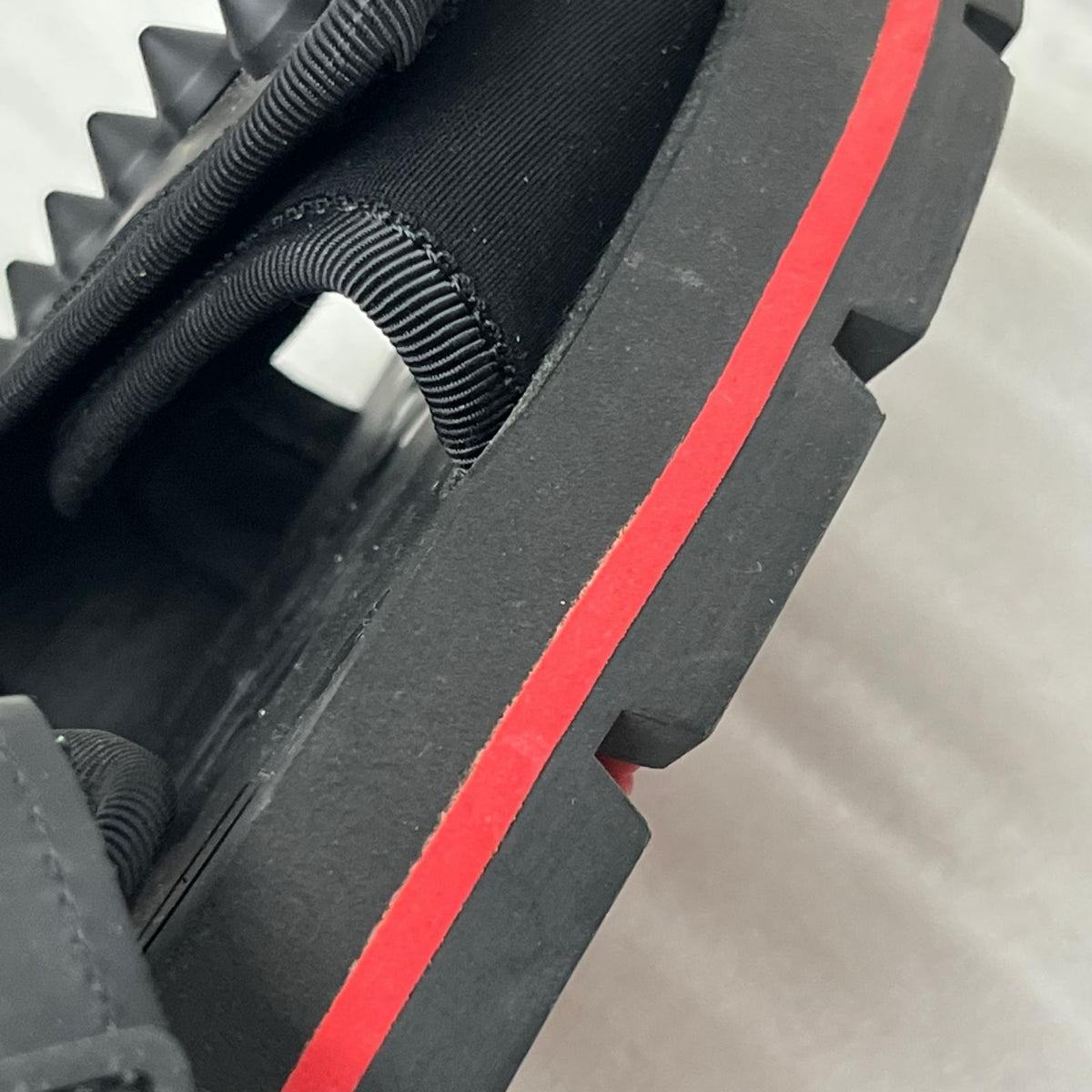 C.Louboutin/サンダル