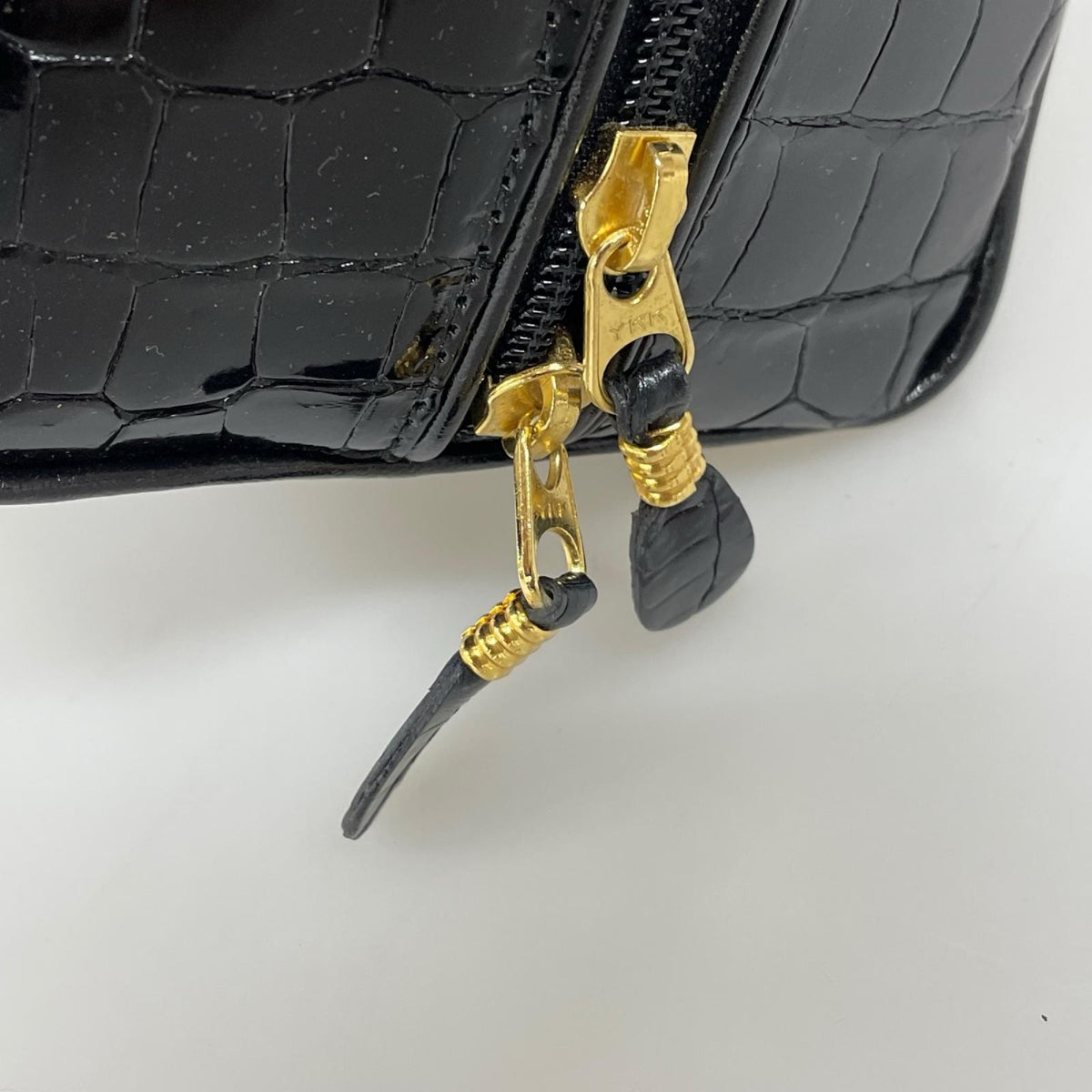 ハンドバッグ CROCODILE YOSHINAGA ｸﾛｺﾀﾞｲﾙﾚｻﾞｰ BLK ブラック