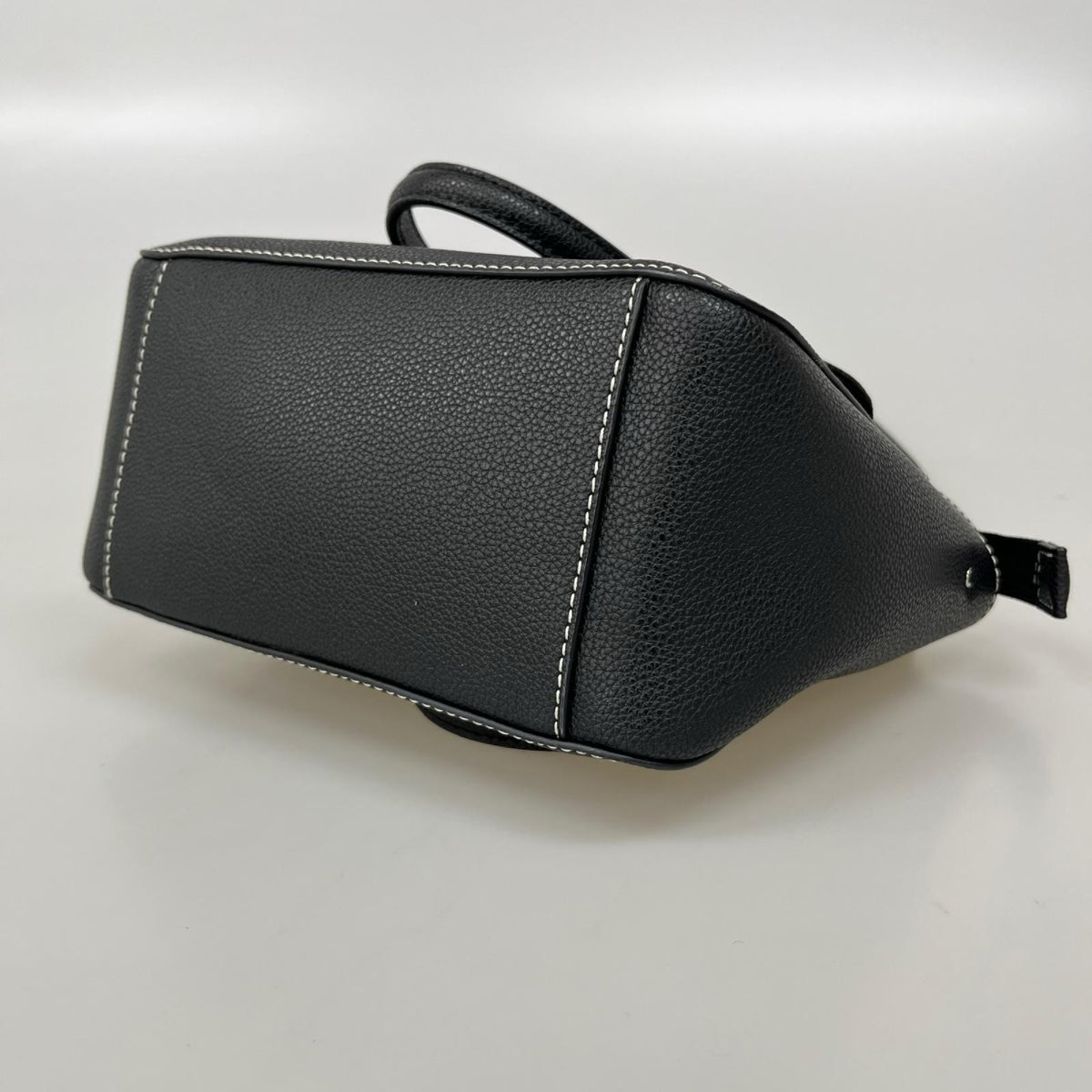 ショルダーバッグ ﾚｻﾞｰ 2way ｼｮﾙﾀﾞｰﾊﾞｯｸﾞ 0AS04M-01 ブラック