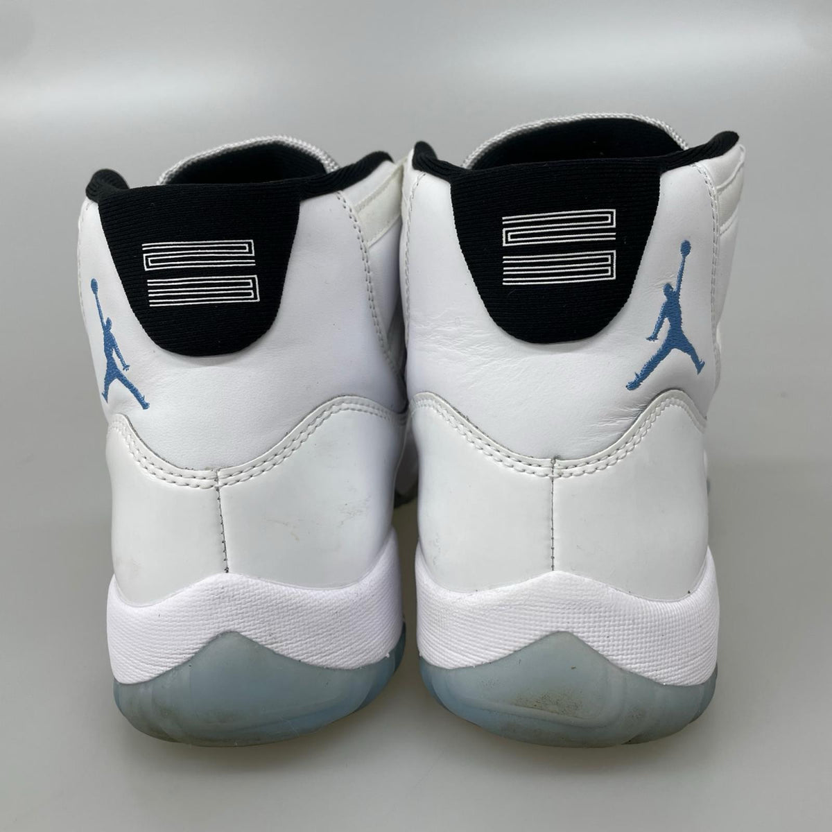 スニーカー AIR JORDAN 11 RETRO 27.5cm (US9 1/2 UK9 EU45) ホワイト