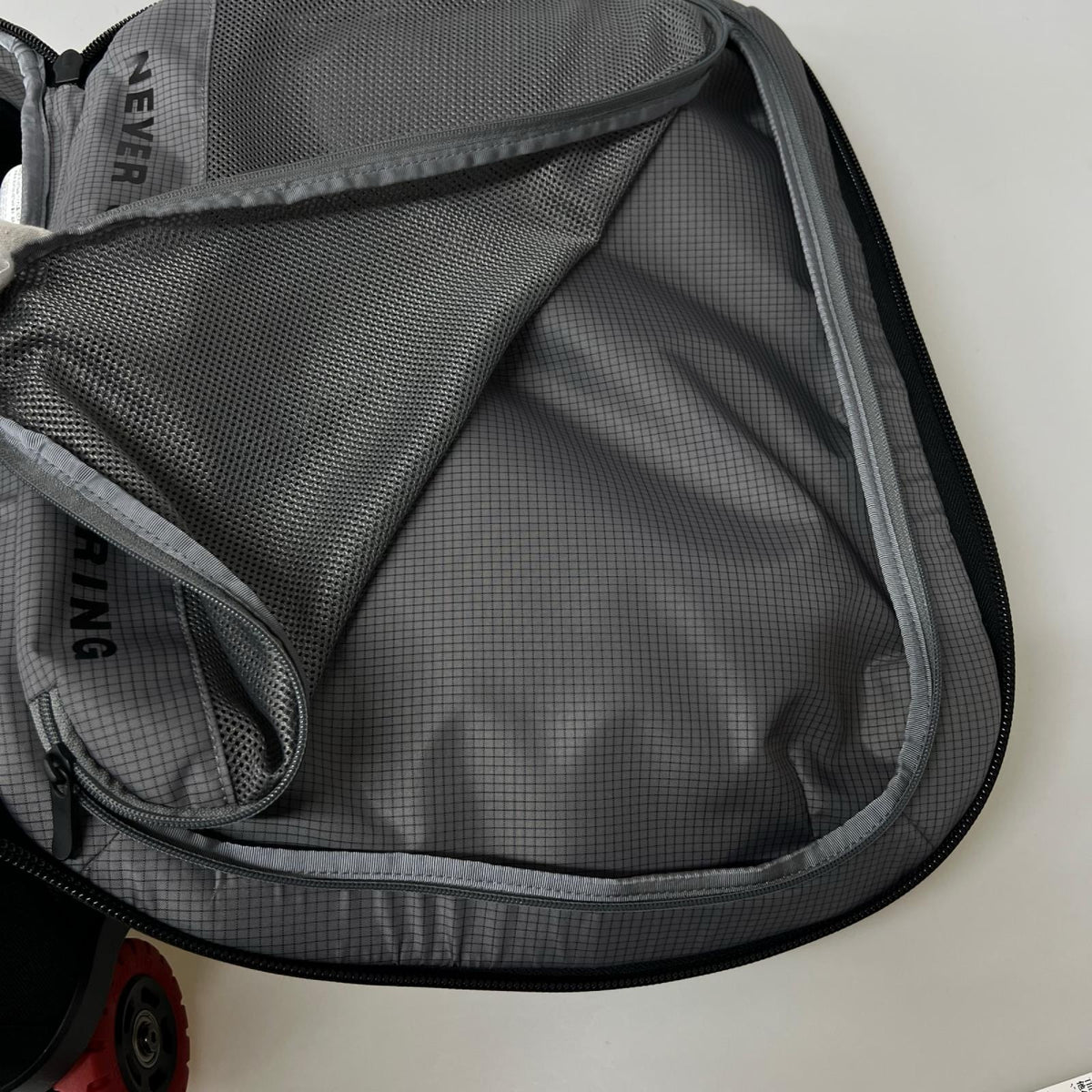 その他バッグ ﾍﾞｰｽ ｷｬﾝﾌﾟ ﾛｰﾘﾝｸﾞｻﾝﾀﾞｰ 40L ブラック