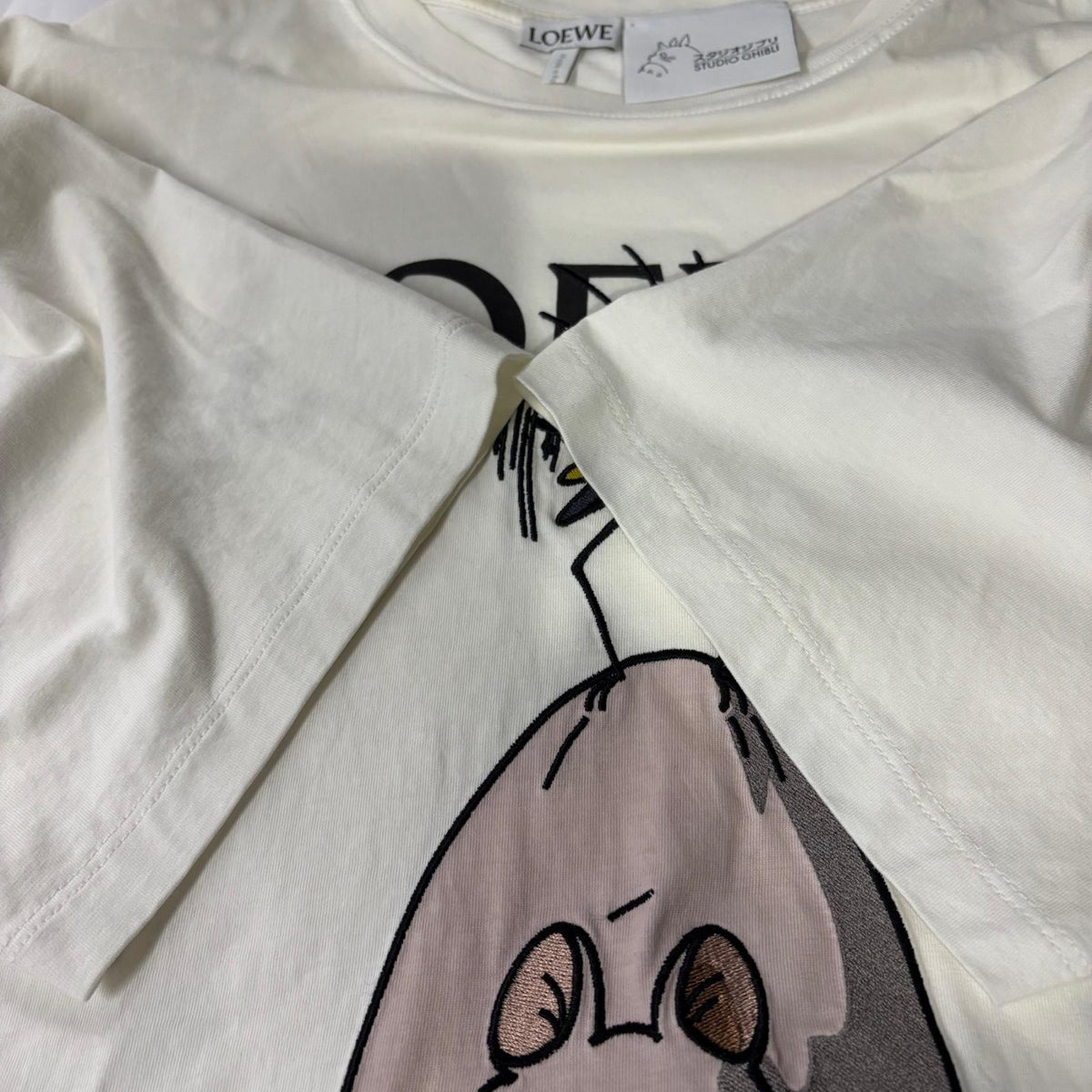 ×STUDIO GHIBLI 千と千尋の神隠し 白 (M)