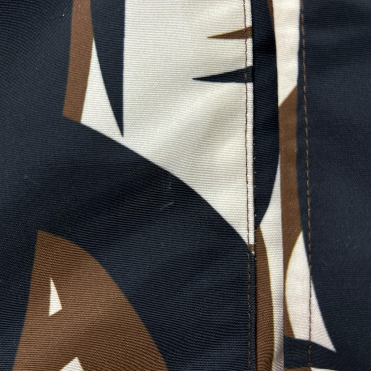 ジャケット TRIAL CAMO SNOWBOARD JACKET　(L) L マルチカラー