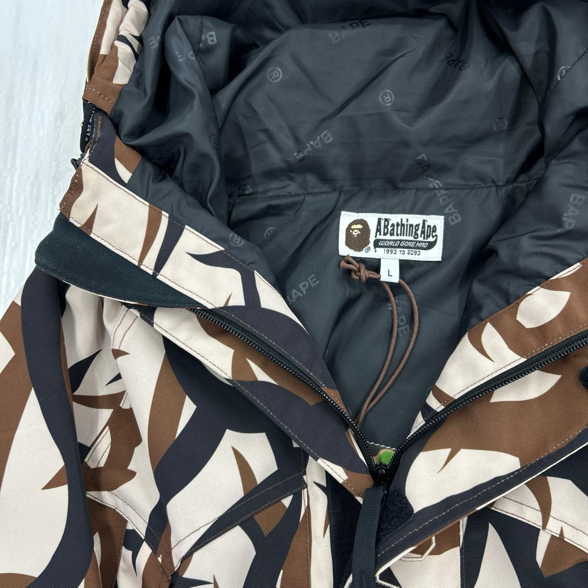 ジャケット TRIAL CAMO SNOWBOARD JACKET　(L) L マルチカラー