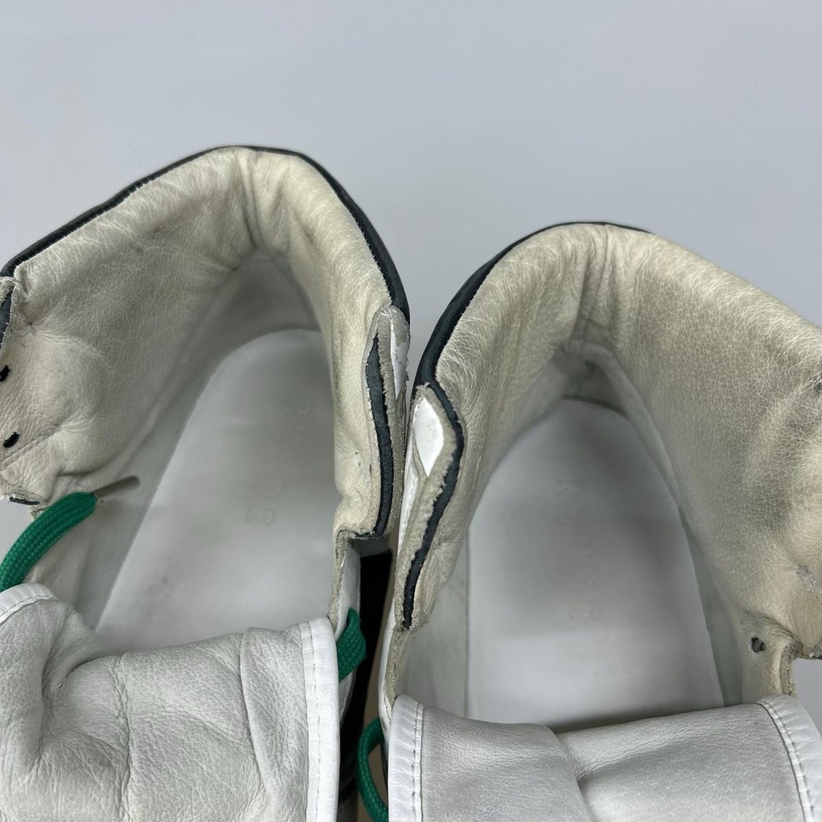 スニーカー RHUDE ﾀﾞﾒｰｼﾞ加工 WHT ホワイト