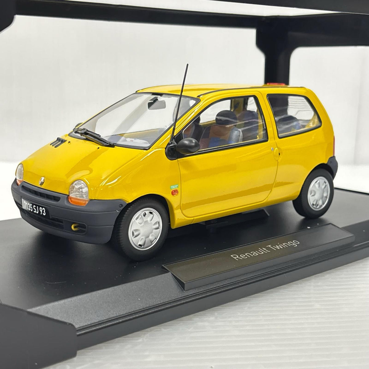 NOREV　Renault　twingo スケールカー