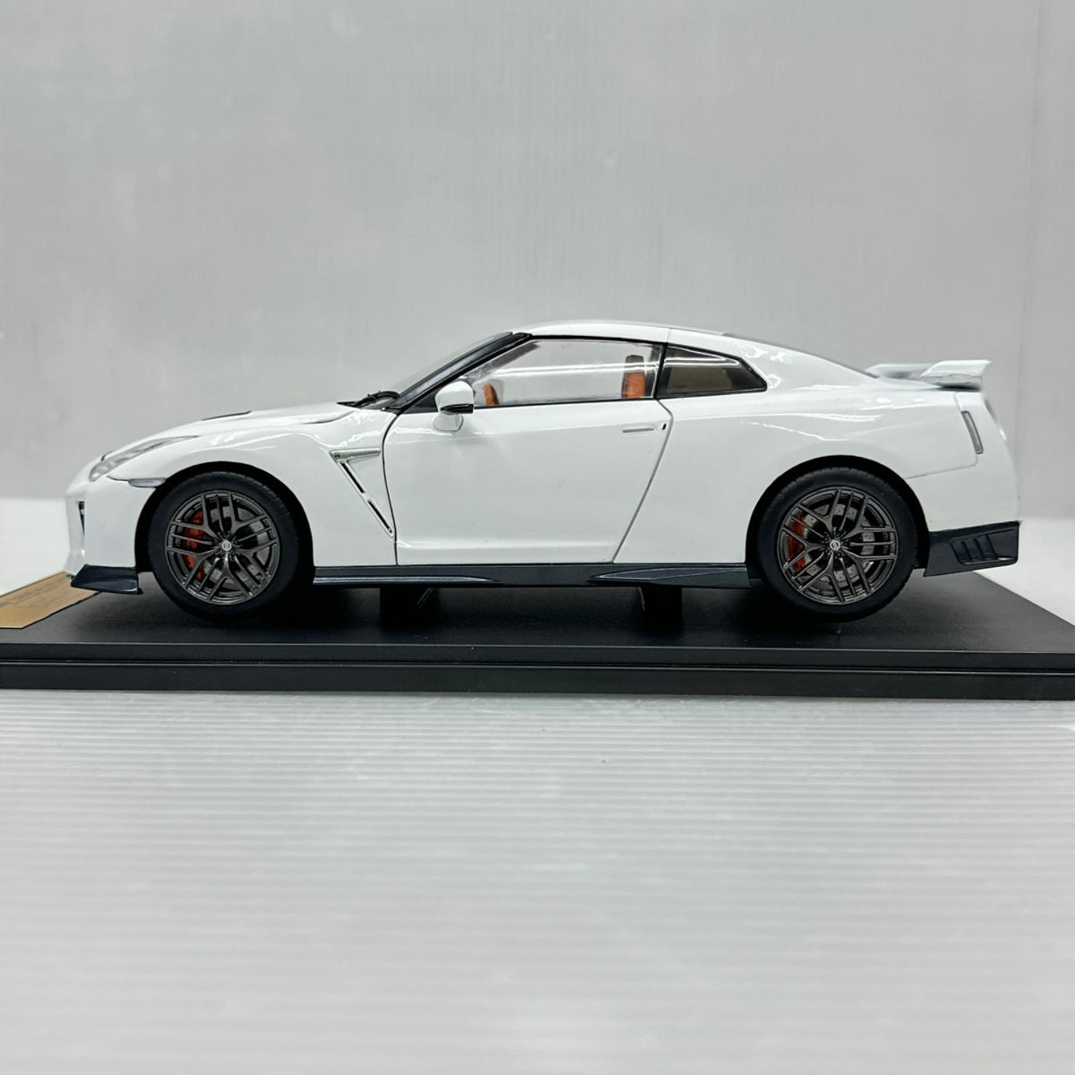 国産名車コレクション　日産　GT-R　2017 スケールカー