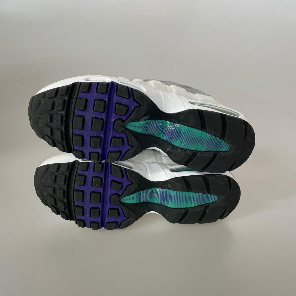 スニーカー NIKE AIR MAX 95 BIG BUBBLE HJ5996-100 (27.5) 27.5cm (US9 1/2 UK9 EU45) グレー