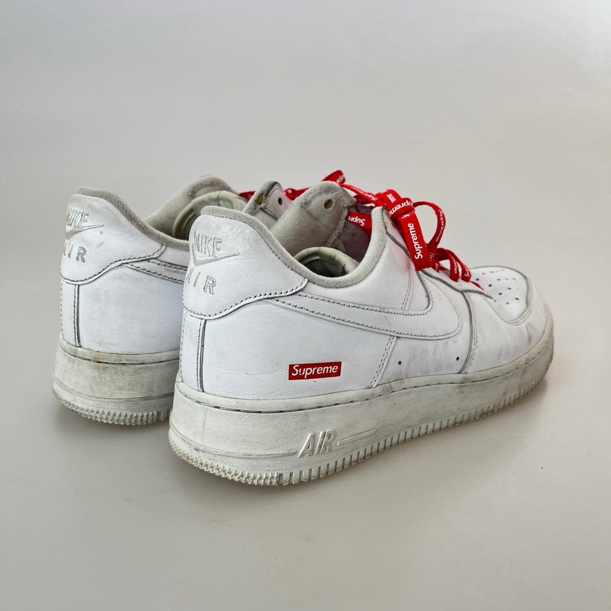 スニーカー × SUPREME AIR FORCE 1 LOW 白 (27.0) 27cm (US9 UK8 1/2 EU44) ホワイト