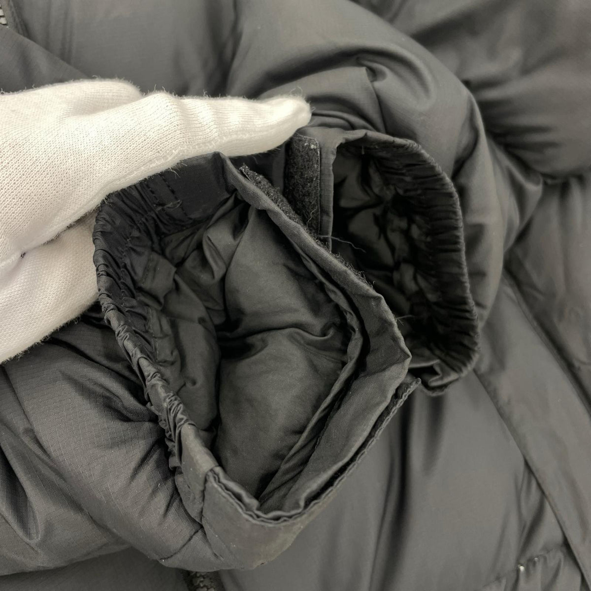 ダウンジャケット NUPTSE JACKET 黒 M ブラック