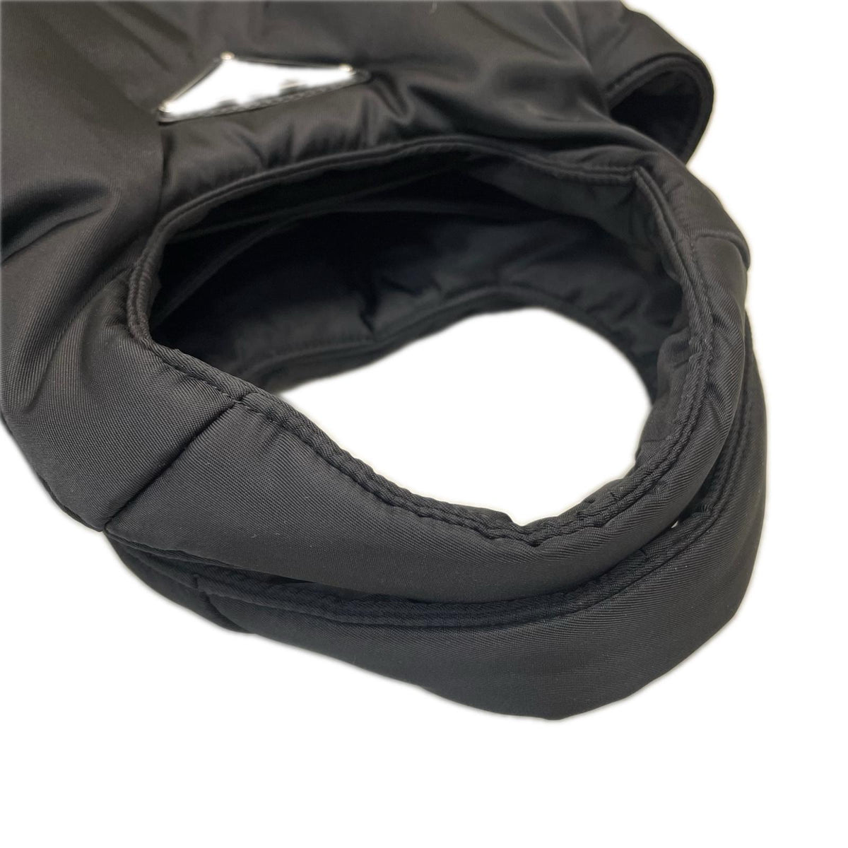 PRADA Re-Nylon スモール パデッド　ハンドバッグ