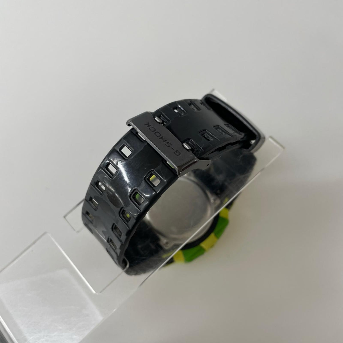 腕時計 ﾀﾌｿｰﾗｰｽｸｴｱﾌｪｲｽ ｸｫｰﾂ時計 ﾃﾞｼﾞﾀﾙ 黒×緑