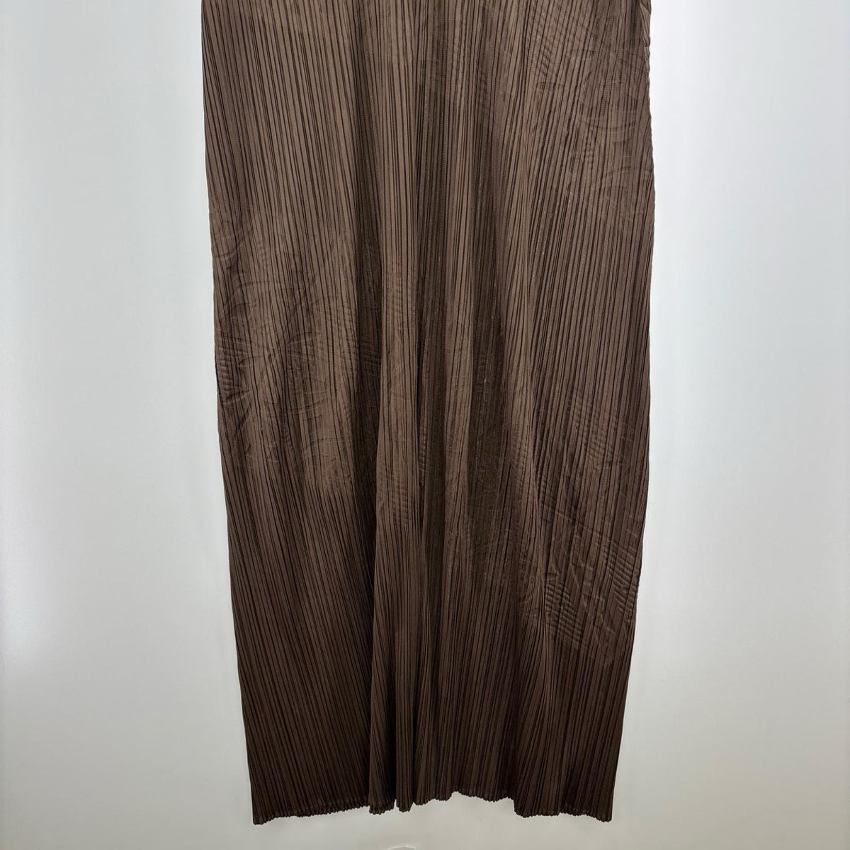 ワンピース エンボスワンピース Size4 BRW 4 ブラウン