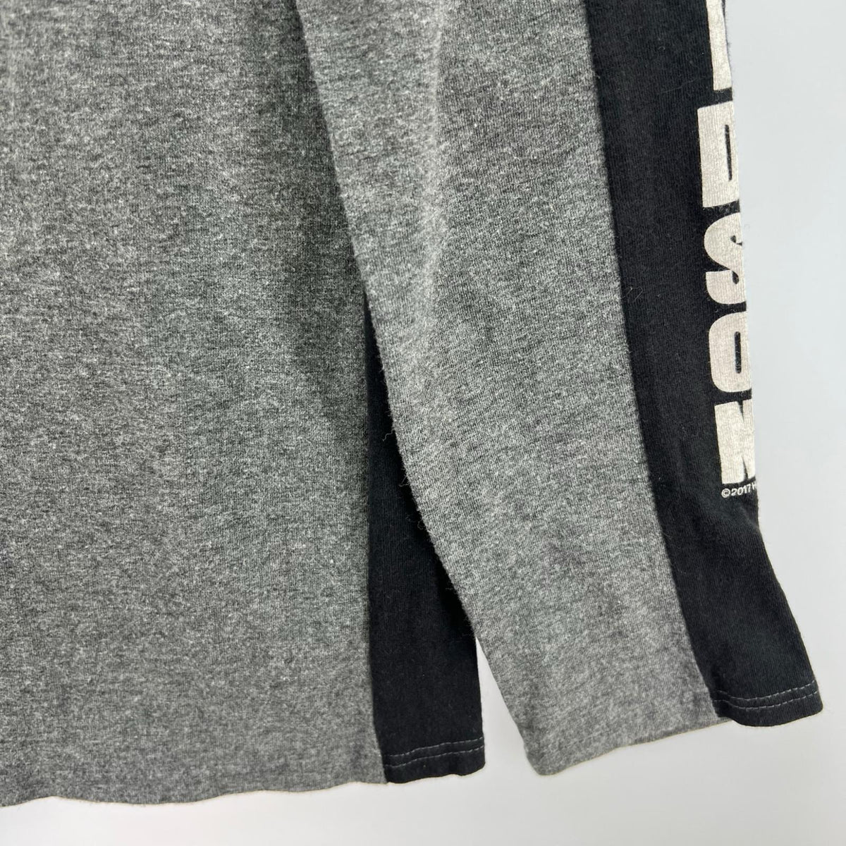 長袖Ｔシャツ 2017 USA製 袖ﾗｲﾝﾛｺﾞ ｽﾄﾚｯﾁﾛﾝTee L グレー