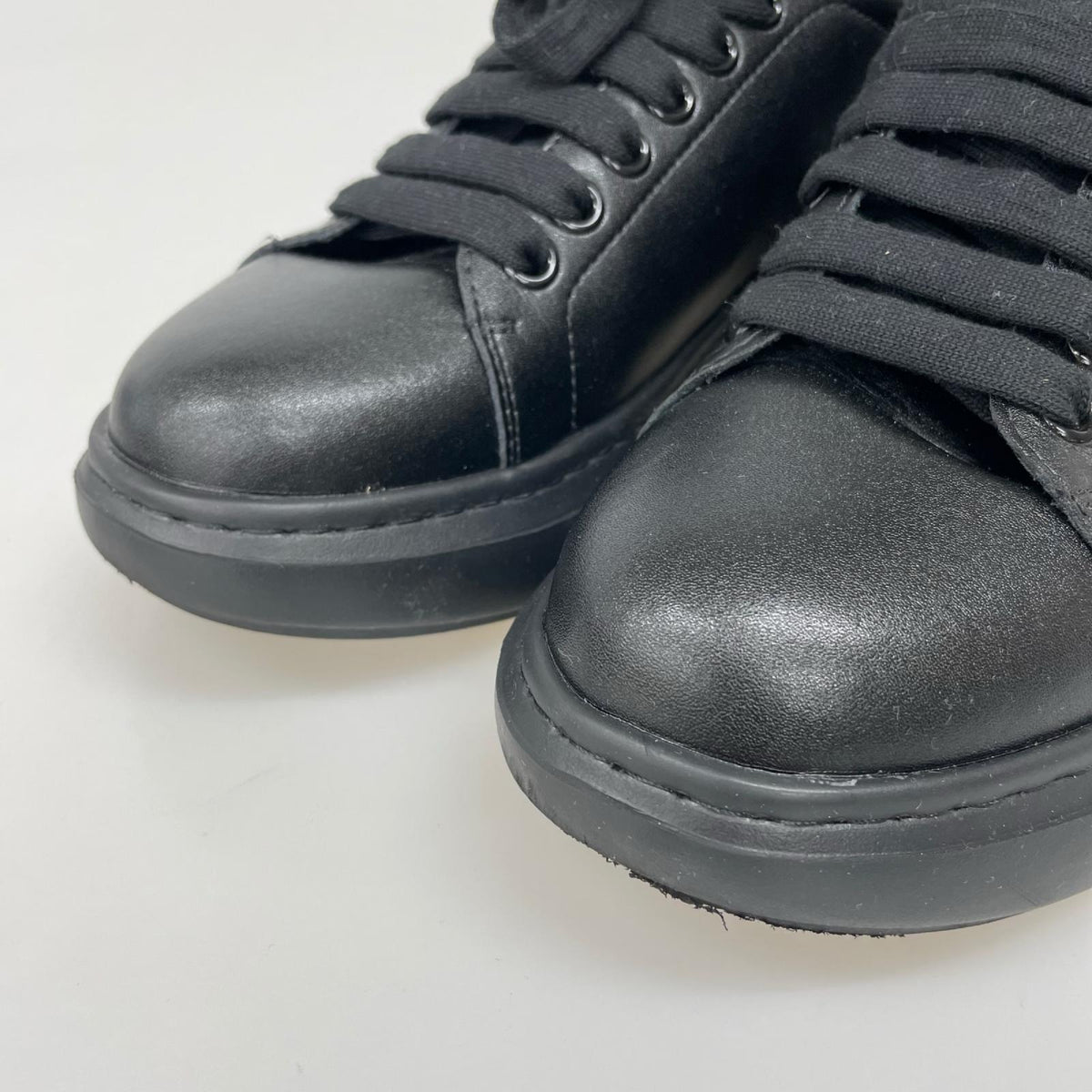 シューズ FILLIN LUCENT ローカット BLK (27.0) 27cm (US9 UK8 1/2 EU44) ブラック