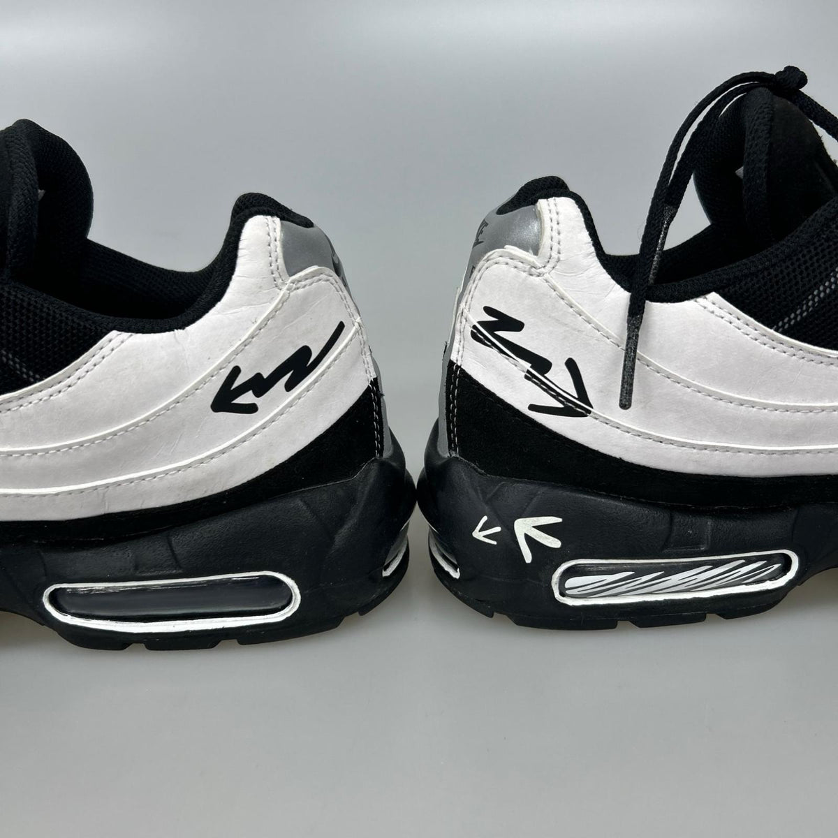 スニーカー AIR MAX 95 SKETCH 黒 (28.5) 28.5cm (US10 1/2 UK10 EU47) ブラック