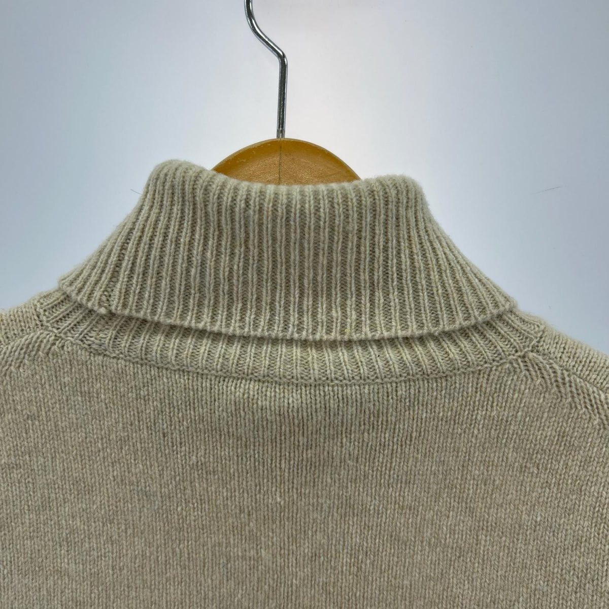ニット 18AW タートルネックニット ベージュ