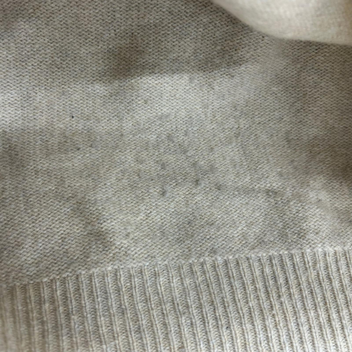 ニット 18AW タートルネックニット ベージュ