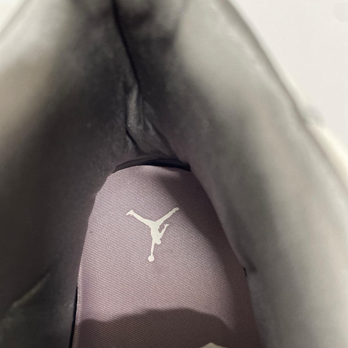 スニーカー Air Jordan 11 Retro "Sukajan" -US10.5 28.5cm (US10 1/2 UK10 EU47) グレー