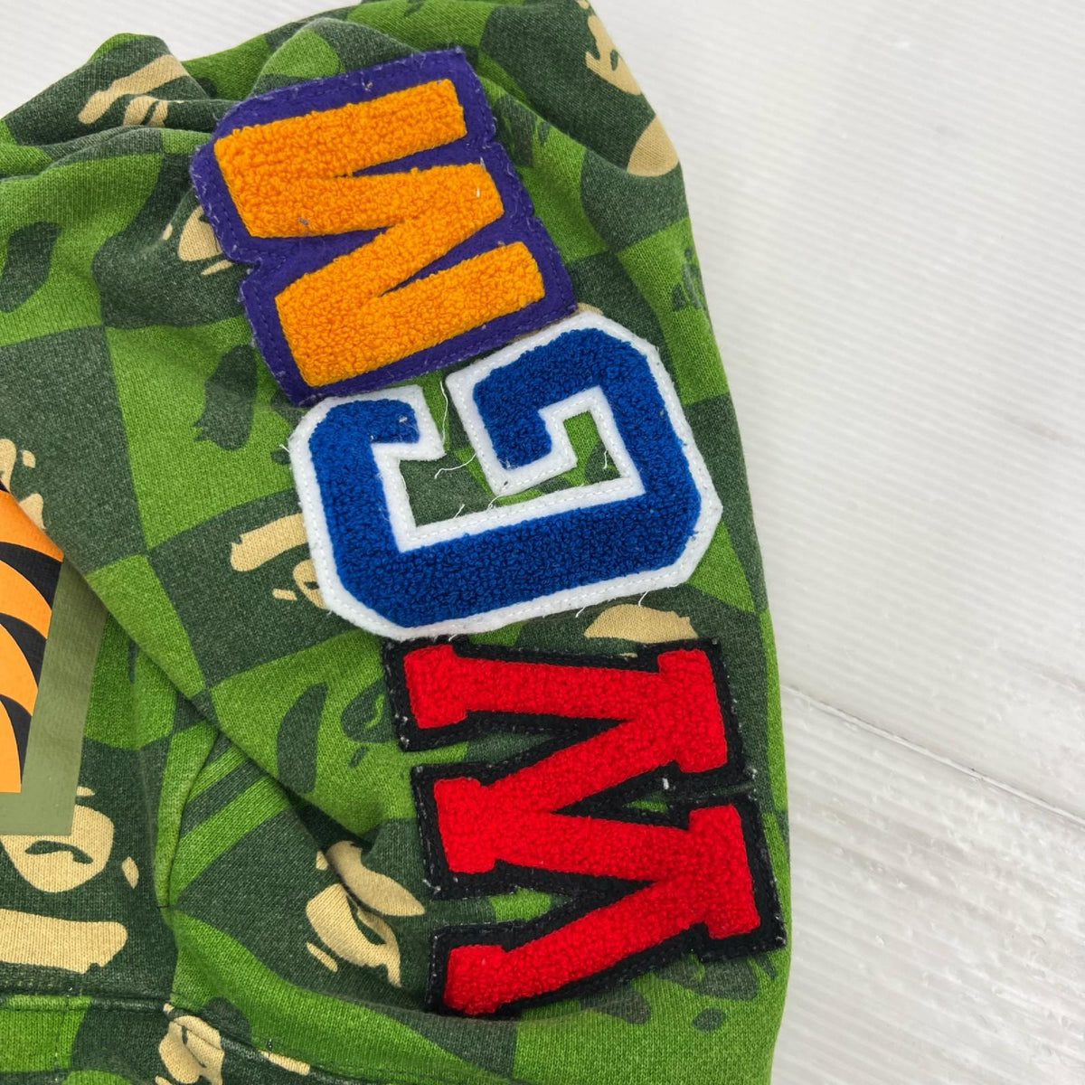パーカー BAPE Distortion Shark ﾌﾙｼﾞｯﾌﾟ 緑 M M グリーン