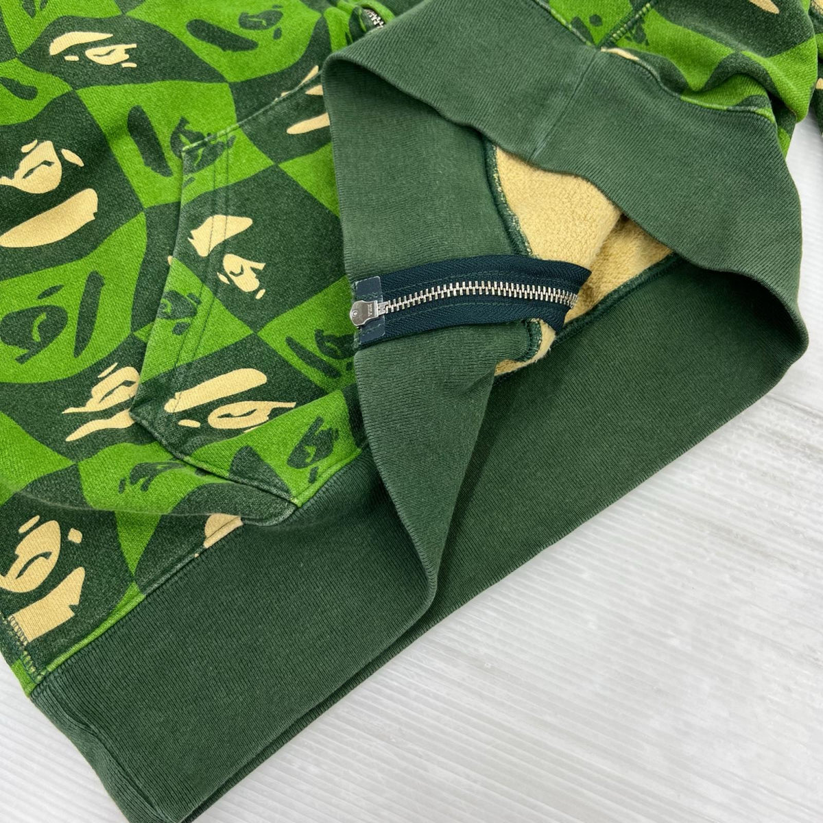 パーカー BAPE Distortion Shark ﾌﾙｼﾞｯﾌﾟ 緑 M M グリーン