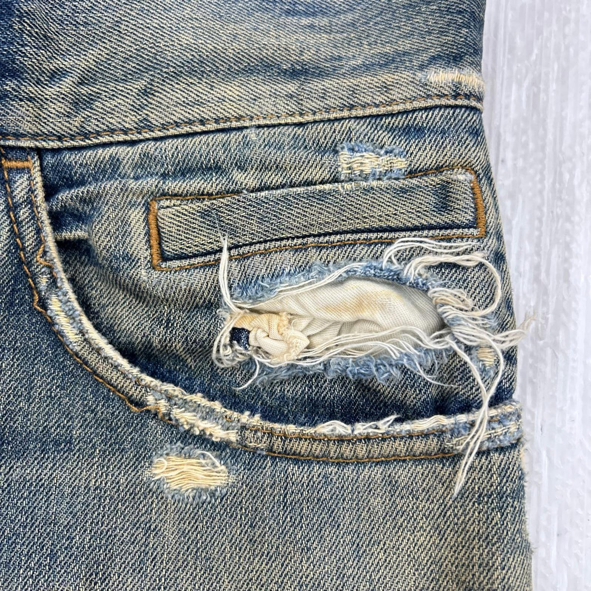 デニムパンツ ﾀﾞﾒｰｼﾞ加工 46 46 ブルー