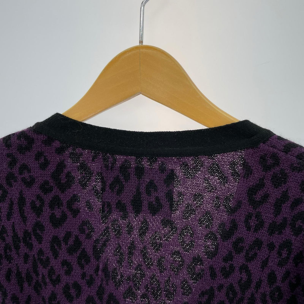 カーディガン ﾚｵﾊﾟｰﾄﾞｶｰﾃﾞｨｶﾞﾝ（M) M