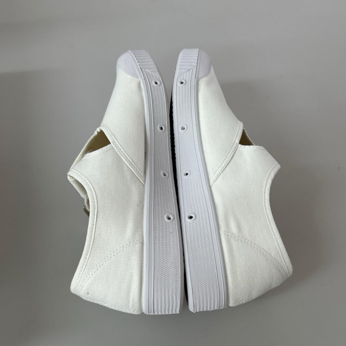 スニーカー J2 CANVAS (42) ホワイト