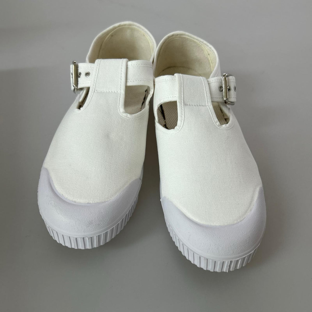 スニーカー J2 CANVAS (42) ホワイト
