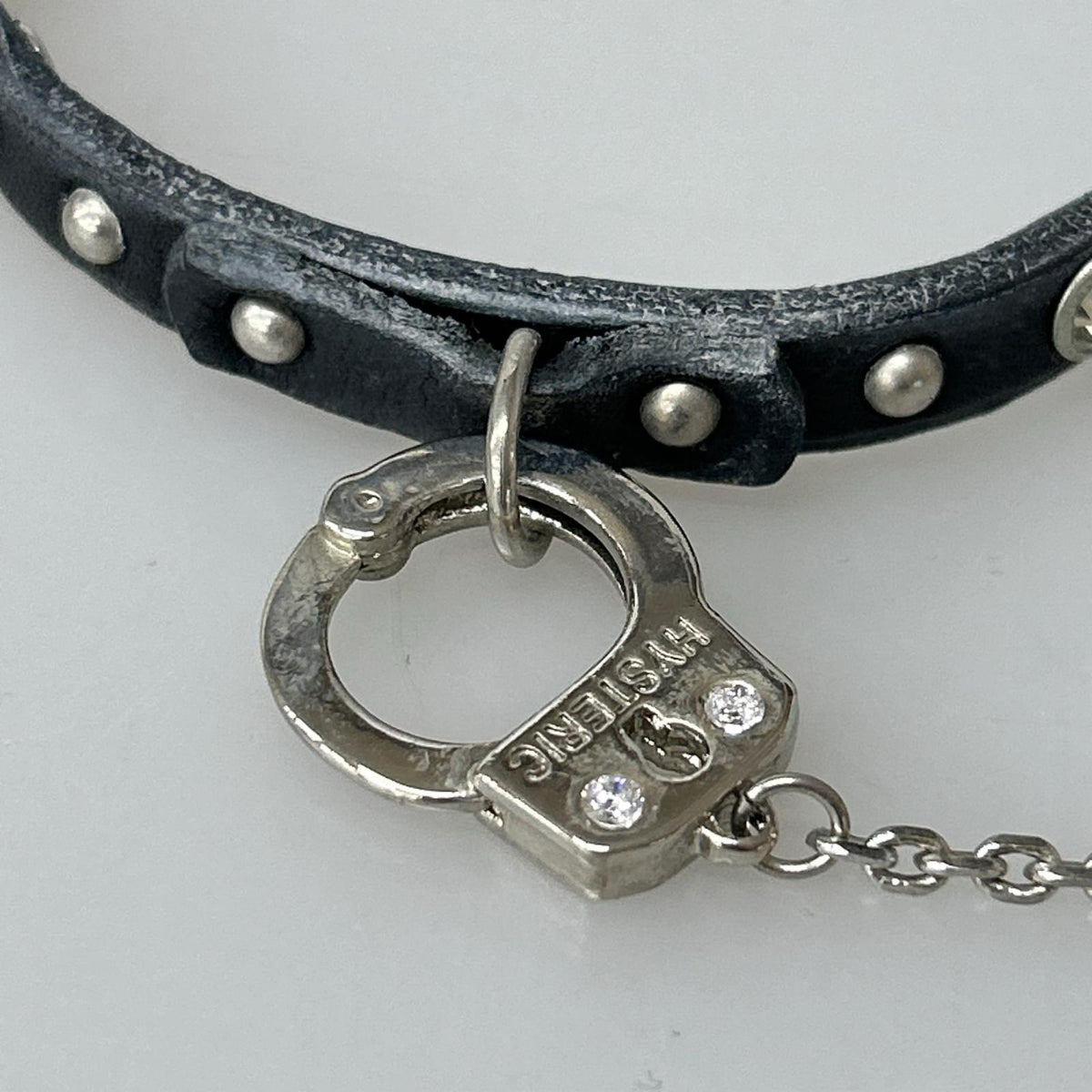 ネックレス HANDCUFFSﾚｻﾞｰﾁｮｰｶｰ ブラック