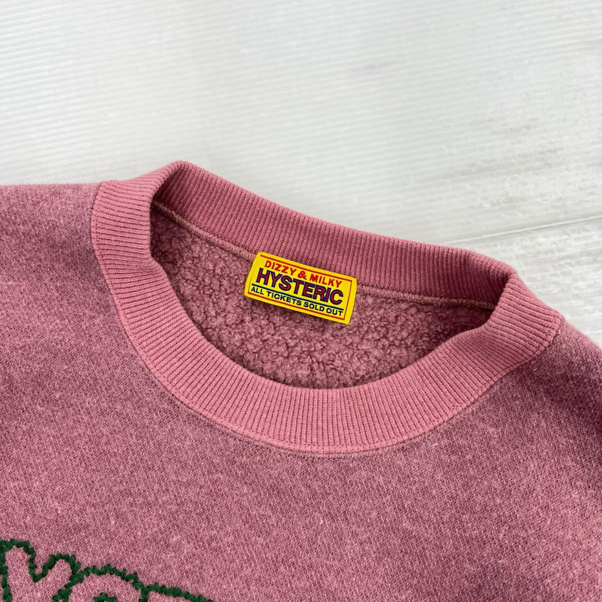 スウェット RED EYE FLASH刺繍ｵｰﾊﾞｰｻｲｽﾞｽｳｪｯﾄ(F)ﾋﾟﾝｸ フリー ピンク