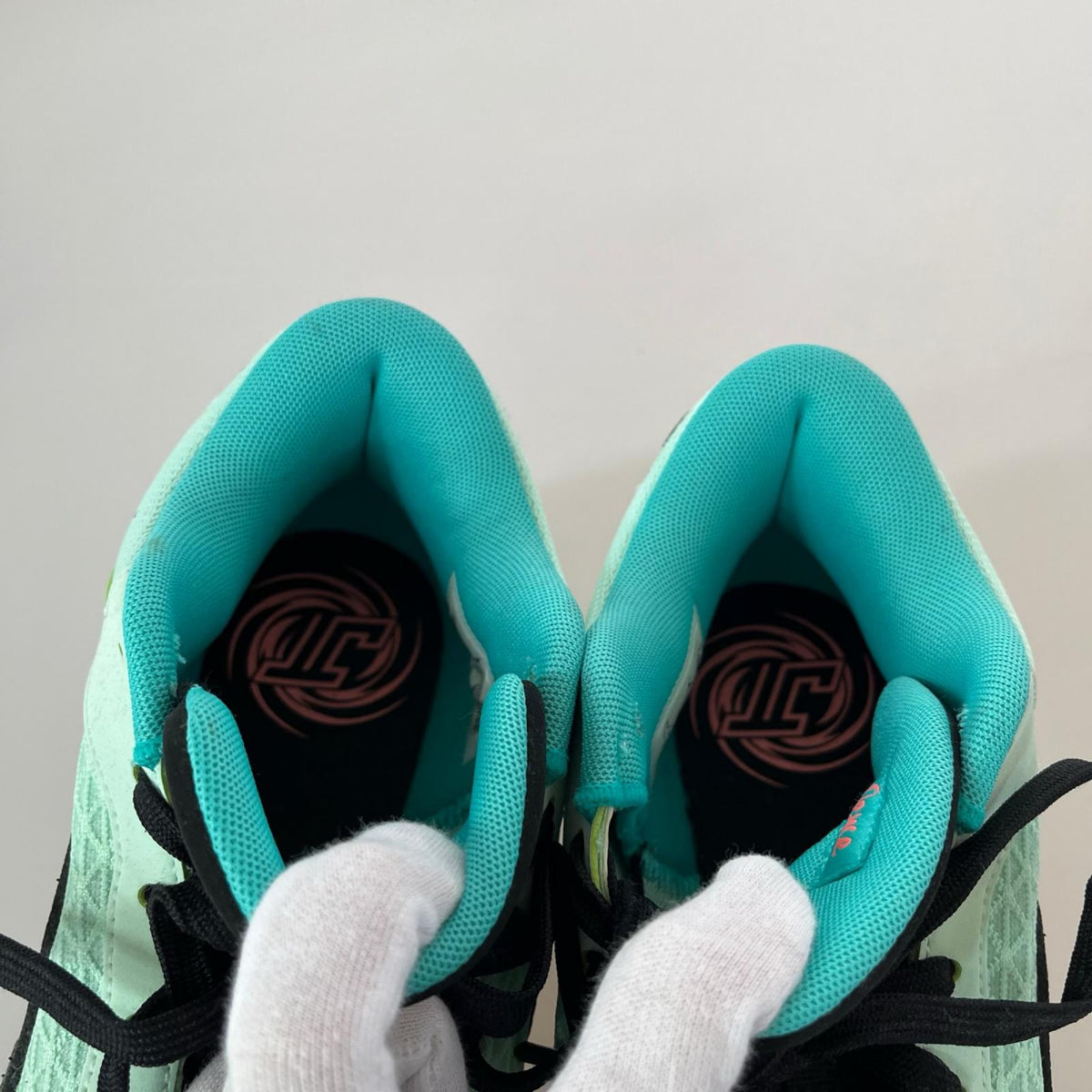 スニーカー JORDAN TATUM 2 PF ﾐﾝﾄｸﾞﾘｰﾝ (25.5) 25.5cm (US7 1/2 UK7 EU41) グリーン