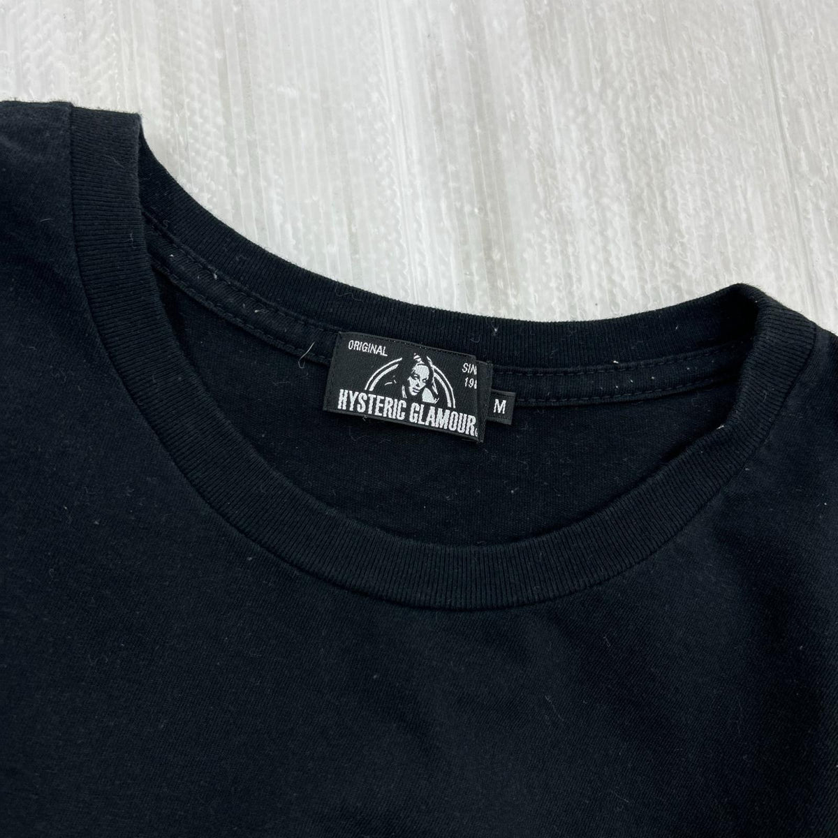 半袖Ｔシャツ ﾌﾞﾗｯｸ / 1984 ｸﾞﾗﾌｨｯｸﾌﾟﾘﾝﾄ / M M ブラック
