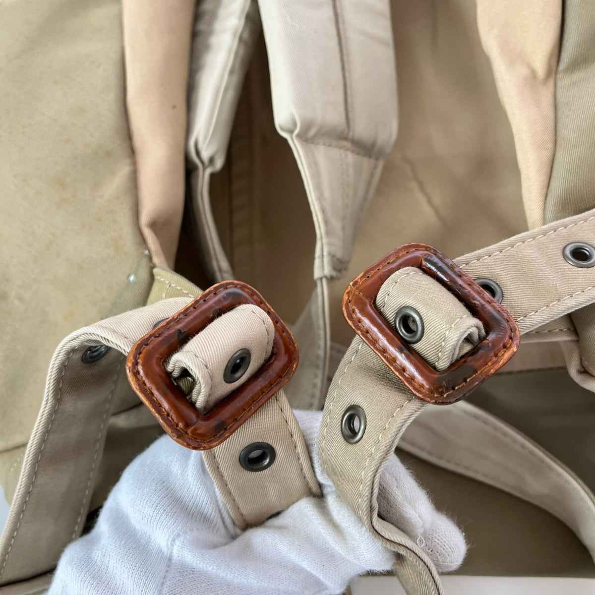 リュック・デイパック waccowacco Burberry ﾘﾒｲｸﾊﾞｯｸﾊﾟｯｸ カーキ