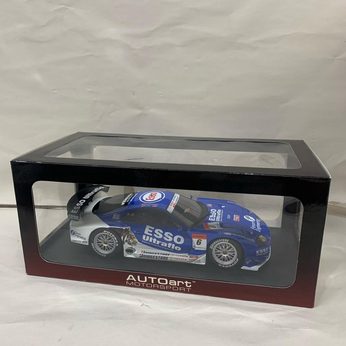 AUTOart 1/18 トヨタ スープラ 2005 SUPER GT #6 スケールカー