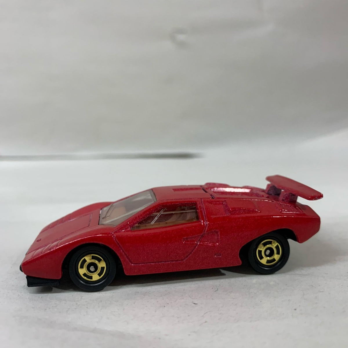 青箱 F50 ランボルギーニ カウンタック LP500S トミカ