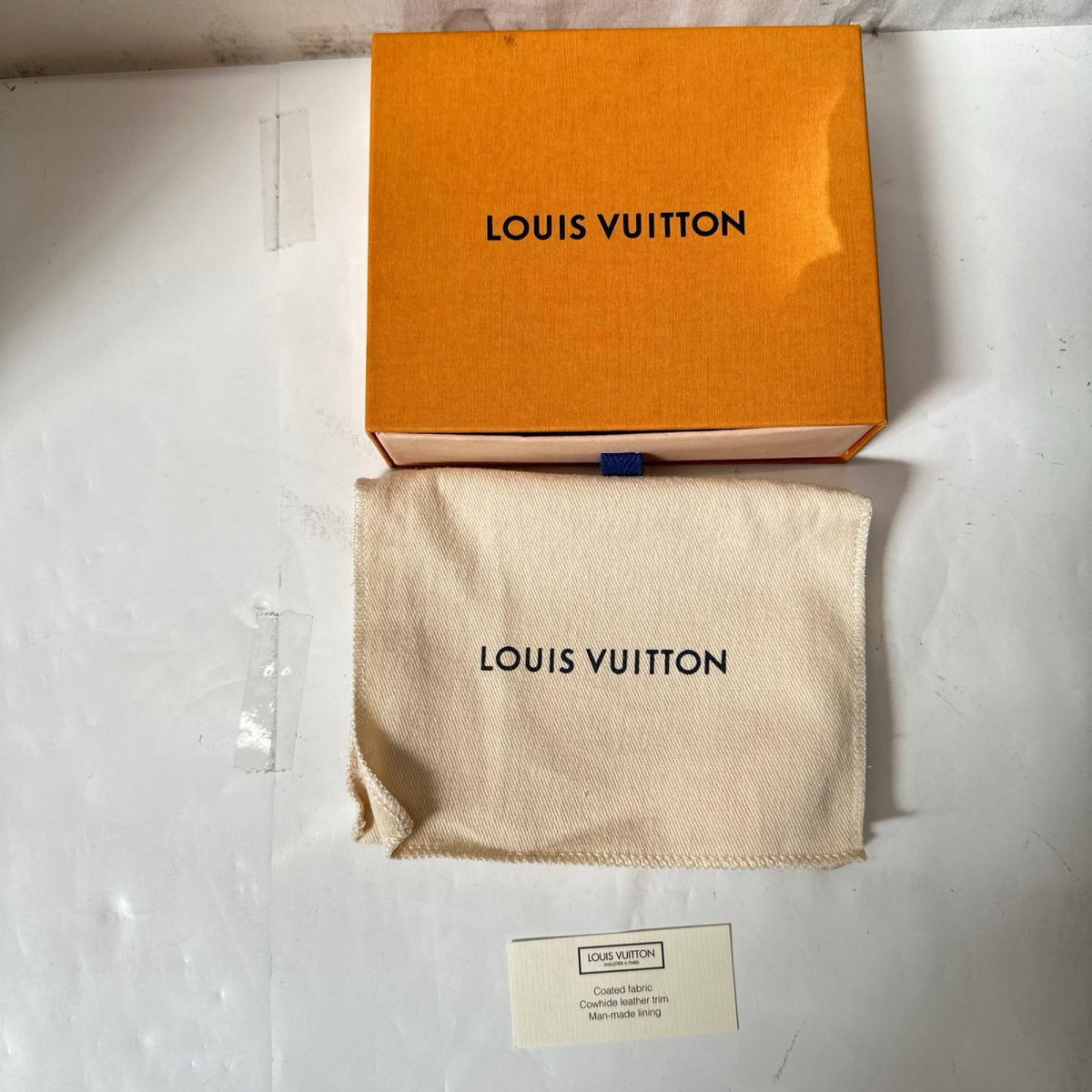 LV ポルト カルト･レクト ヴェルソ 紺 M69420