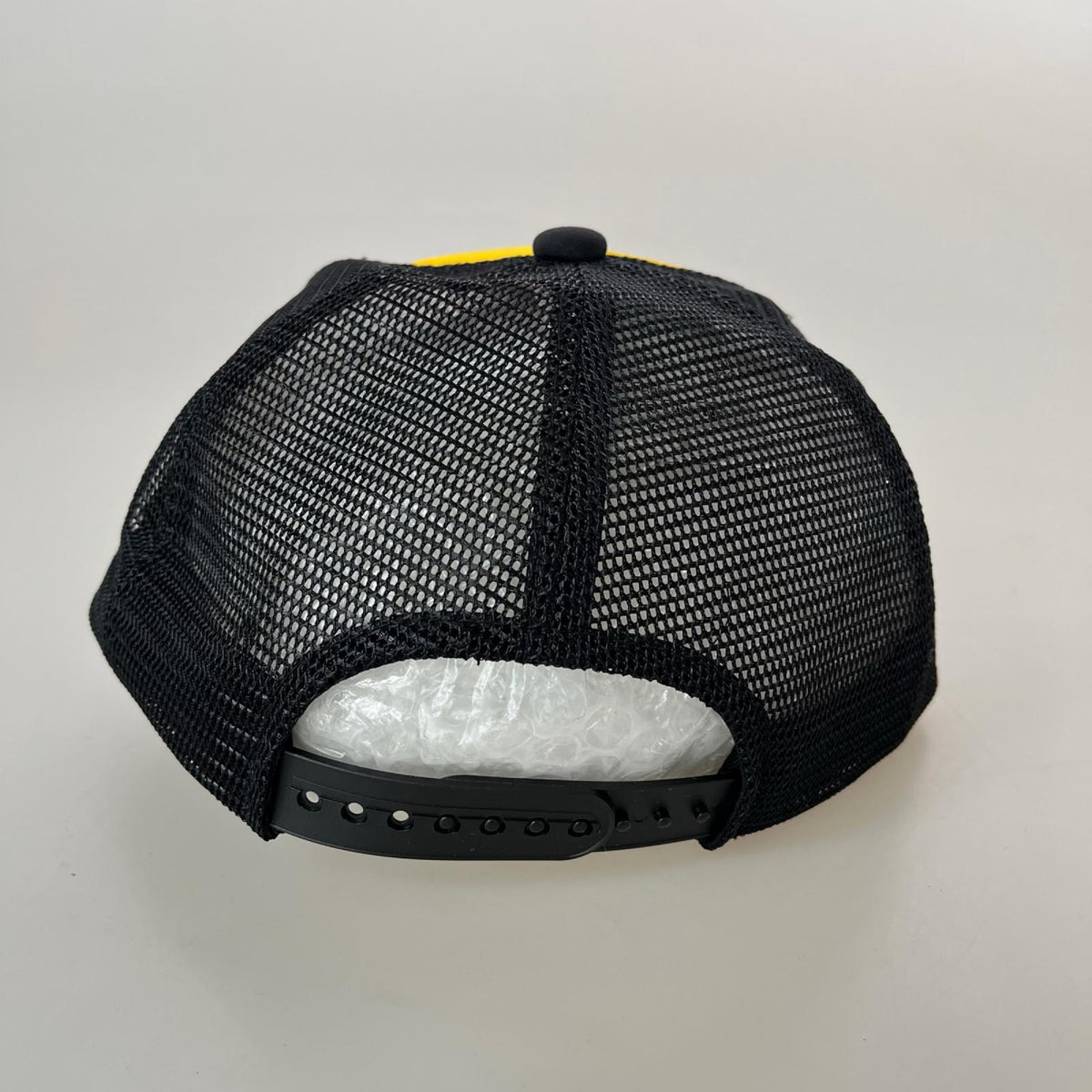 キャップ SAINT MxxxxxxMESH CAP/SAINT / YEL/BLK ブラック