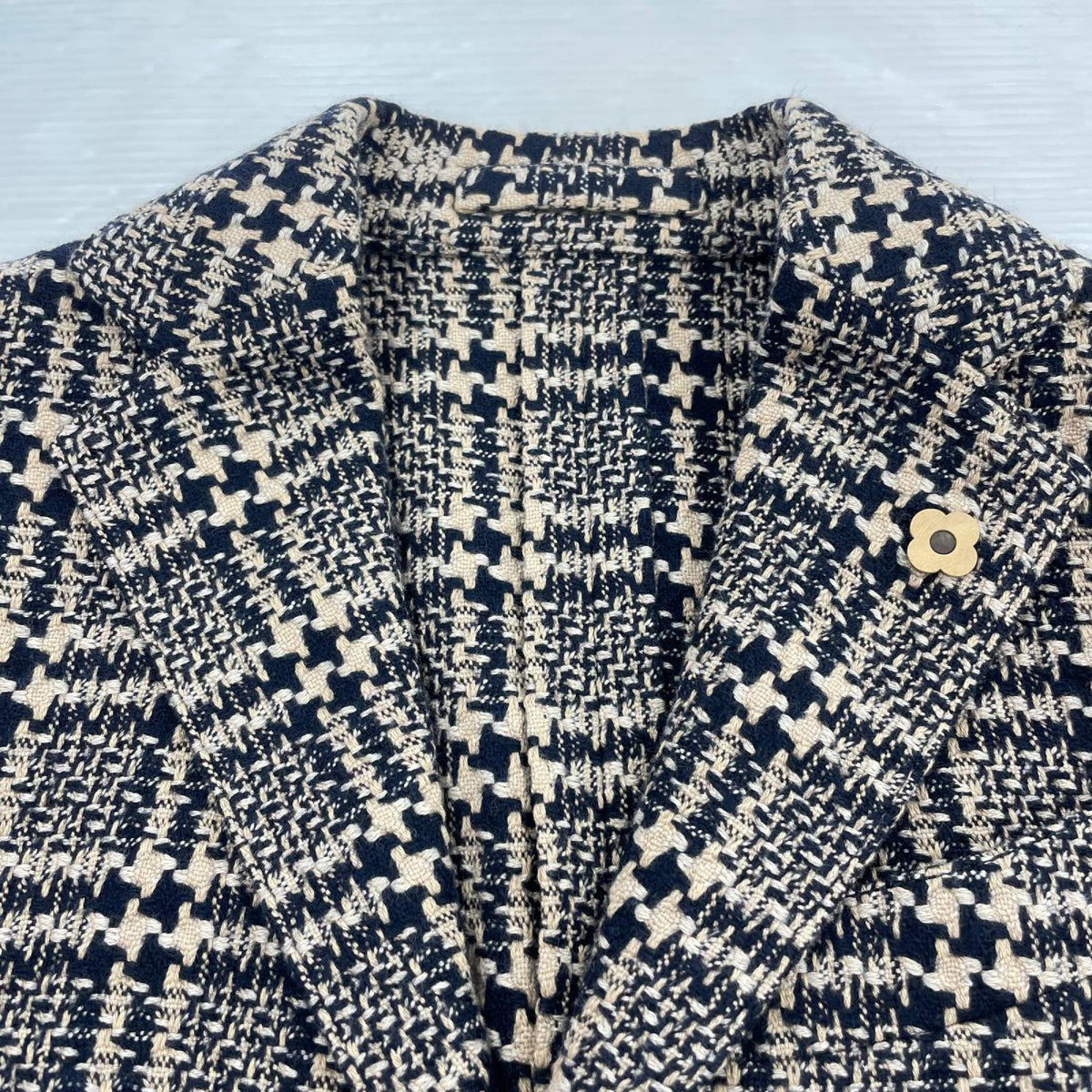 テーラードジャケット LARDINI ﾁｪｯｸ ﾃｰﾗｰﾄﾞｼﾞｬｹｯﾄ 42