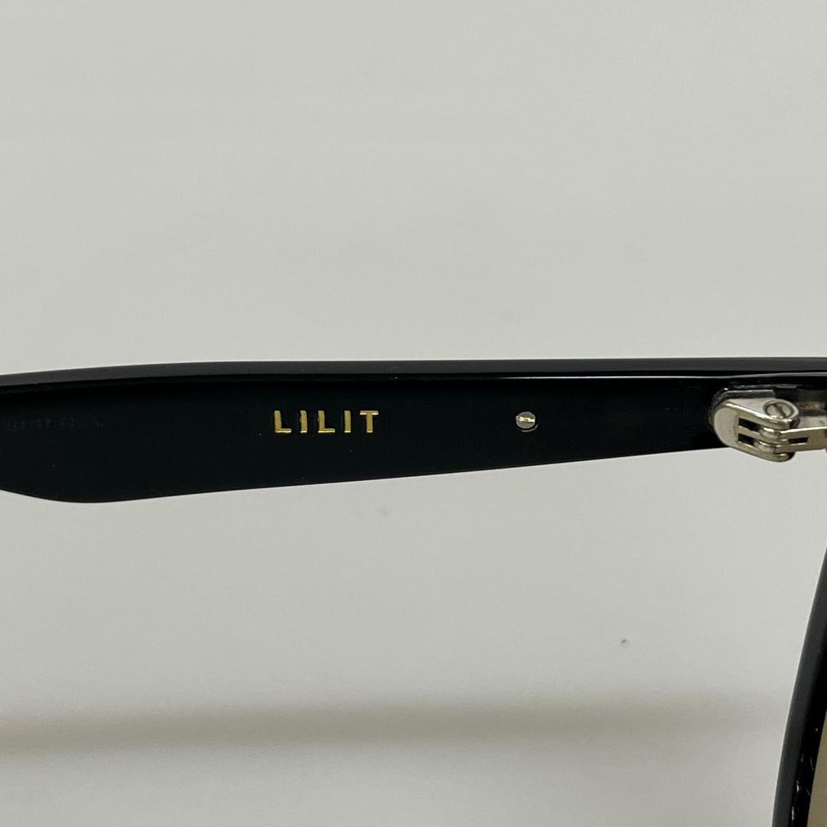 その他アクセサリー Lilit 01 ｻﾝｸﾞﾗｽ ブラック